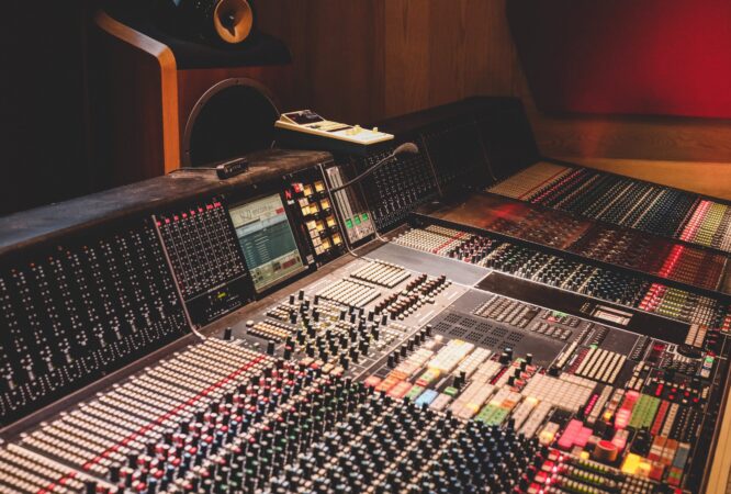 recording-music-studio-scaled